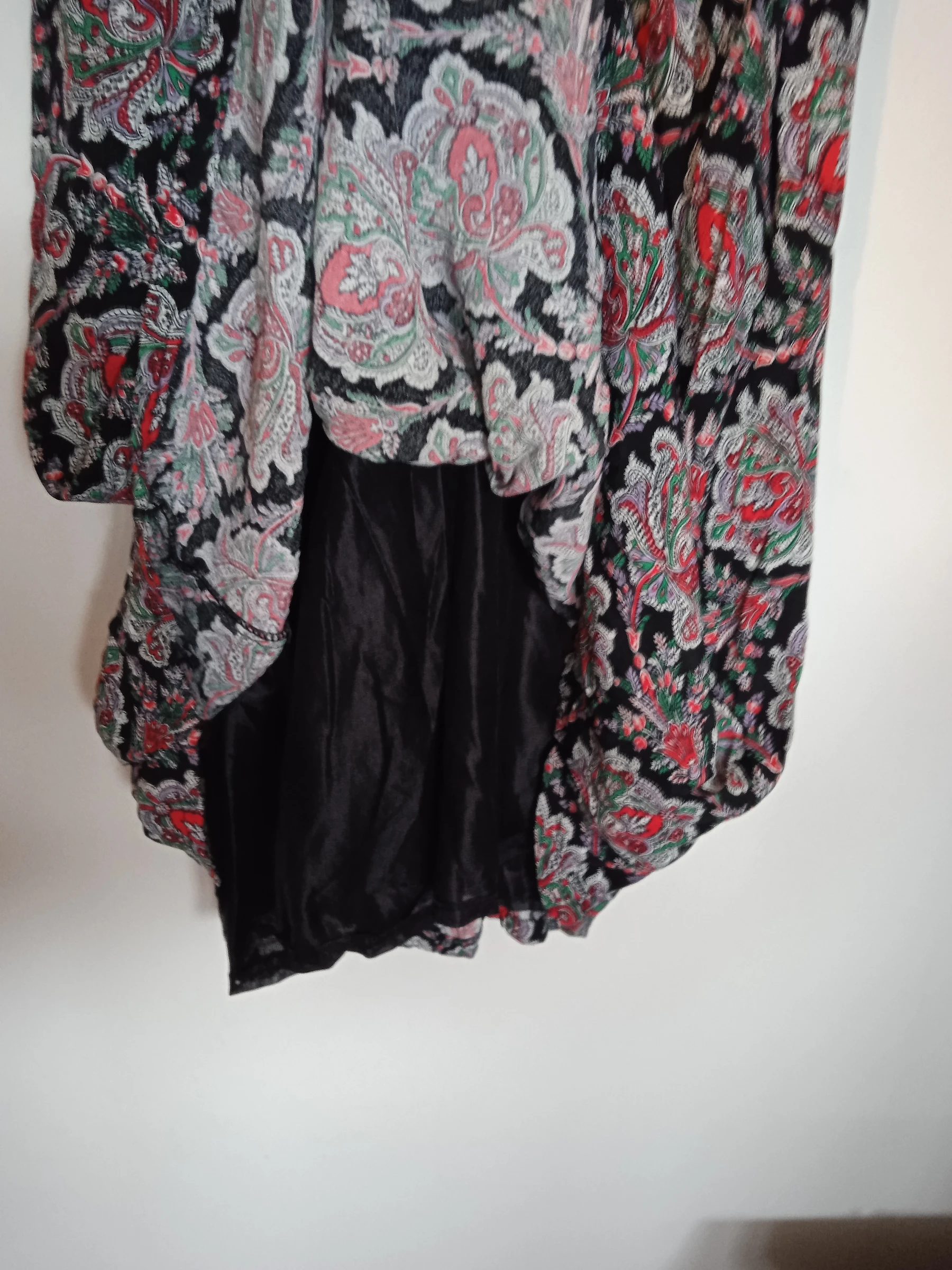 Midi summer dress, mid-calf, black with patterns size 36/38 – photo 5